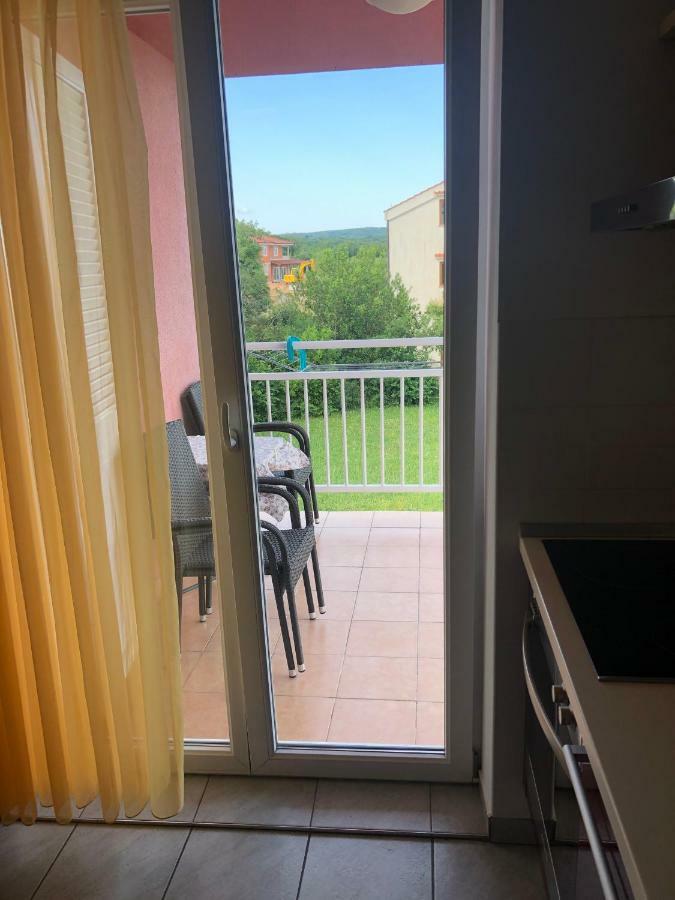 Apartman Snjezana Malinska Buitenkant foto